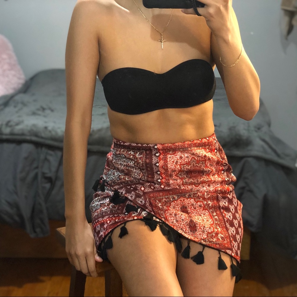 Tassel graphic skirt